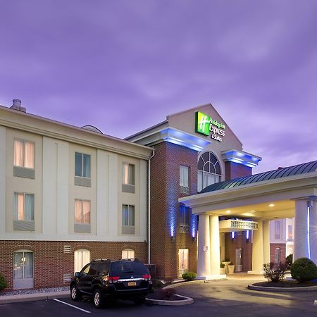 Holiday Inn Express & Suites By Ihg Chambersburg By Ihg Екстериор снимка