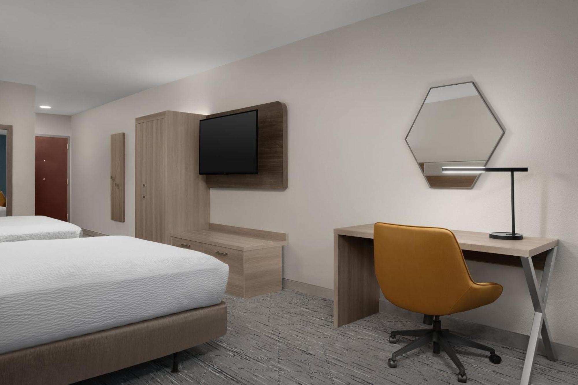 Holiday Inn Express & Suites By Ihg Chambersburg By Ihg Екстериор снимка